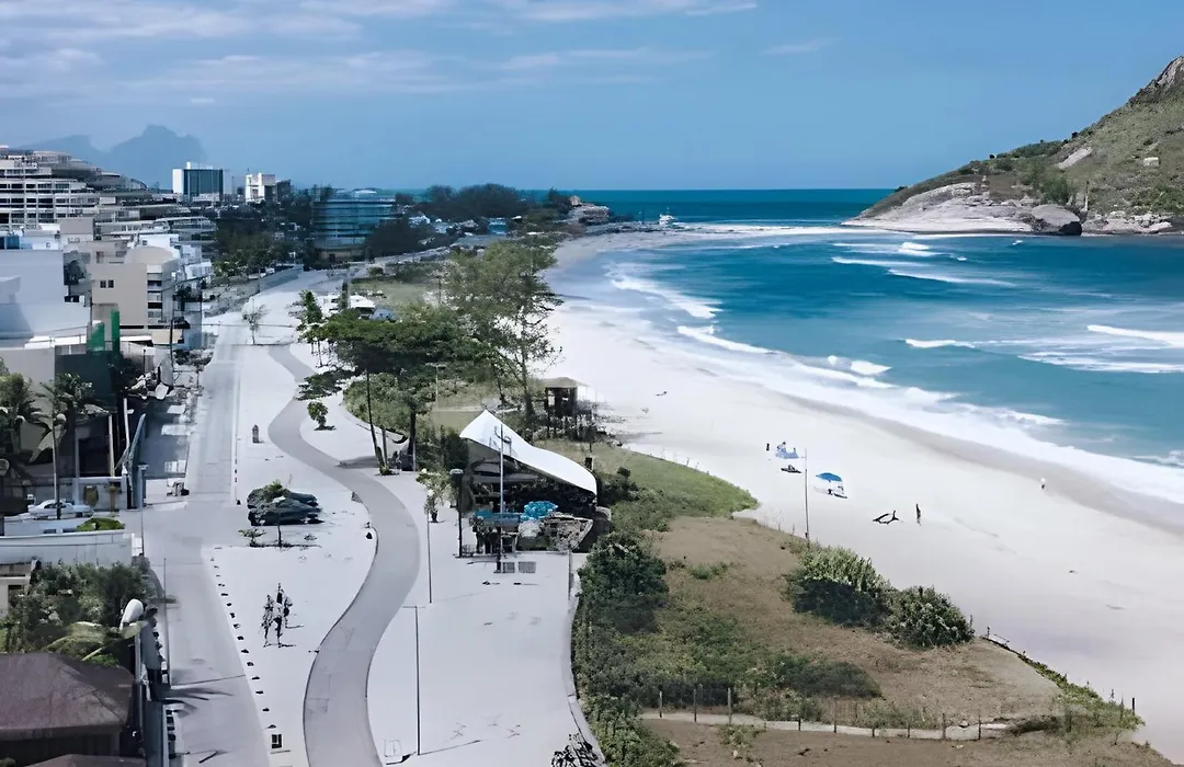 Meu Resort no Recreio - RJ - Pé na areia e vista mar-1